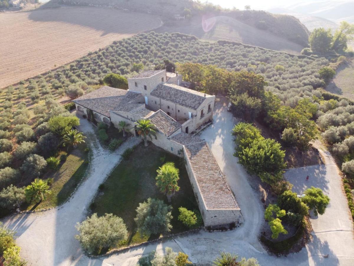 Pergusa Agriturismo Baglio Pollicarini מראה חיצוני תמונה