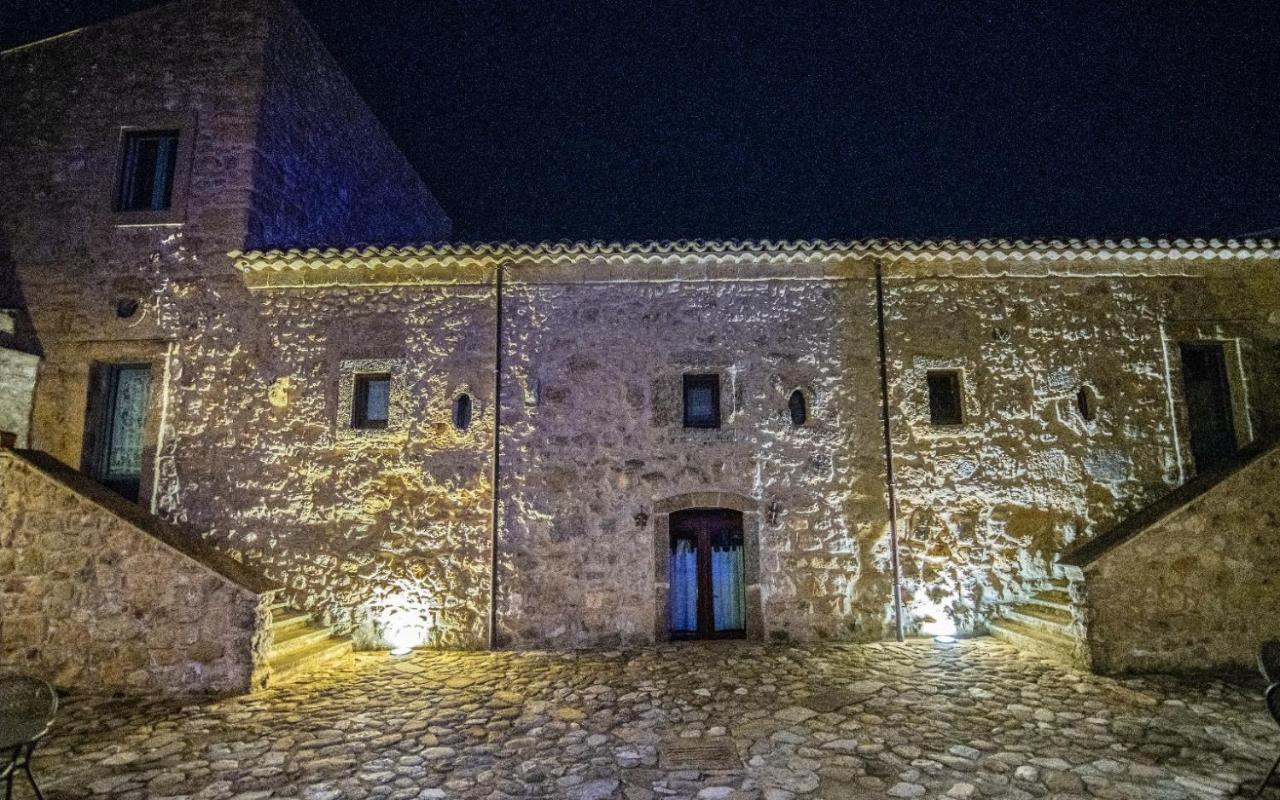 Pergusa Agriturismo Baglio Pollicarini מראה חיצוני תמונה