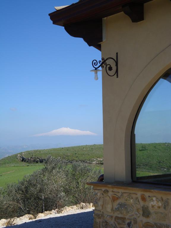 Pergusa Agriturismo Baglio Pollicarini מראה חיצוני תמונה