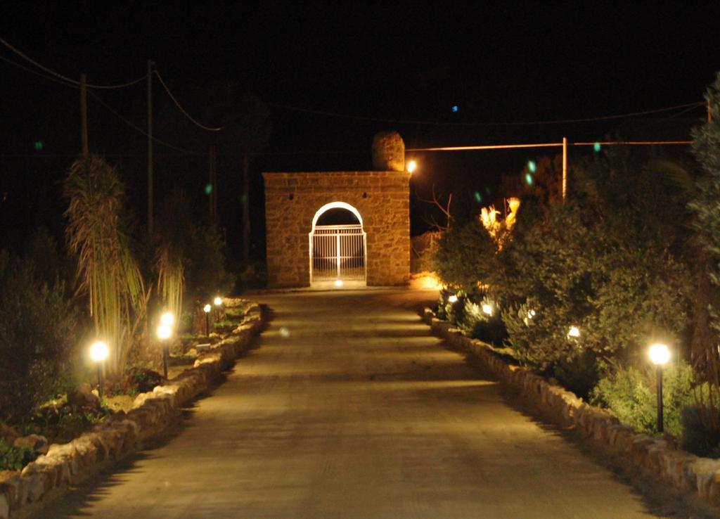 Pergusa Agriturismo Baglio Pollicarini מראה חיצוני תמונה